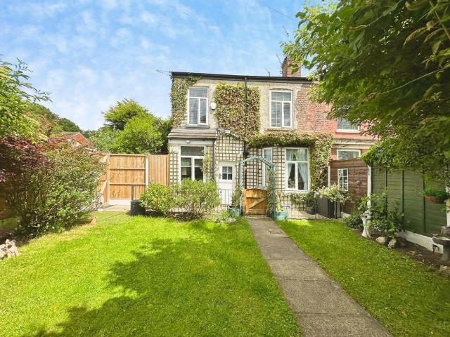 House for sale in Georgia, Greater Manchester