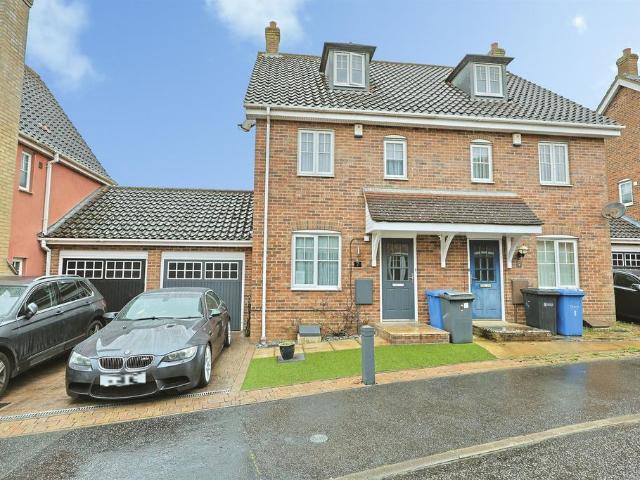 House for sale in East Bank, Norfolk