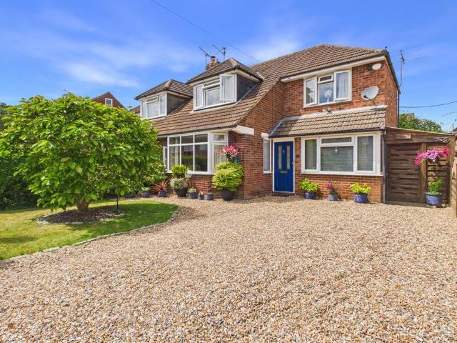 House for sale in Chepping Wycombe, Loudwater