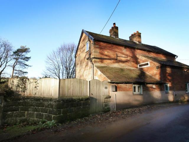 House for sale in Kingsley Moor, Staffordshire