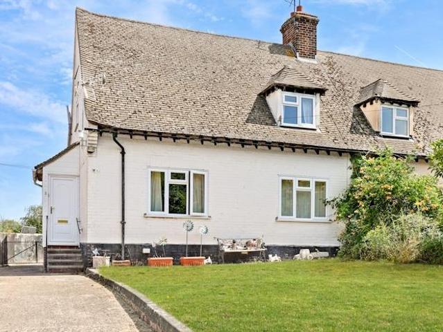 House for sale in Moreton, Epping