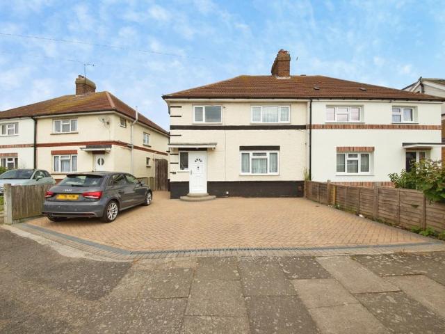 House for sale in London Borough of Havering, Greater London
