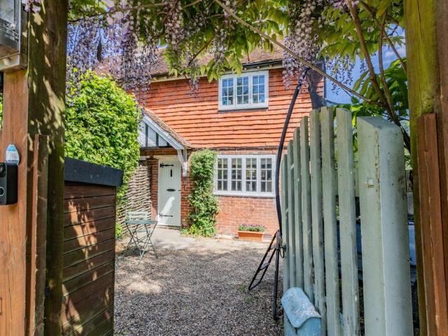 House for sale in Sandown Park, Kent