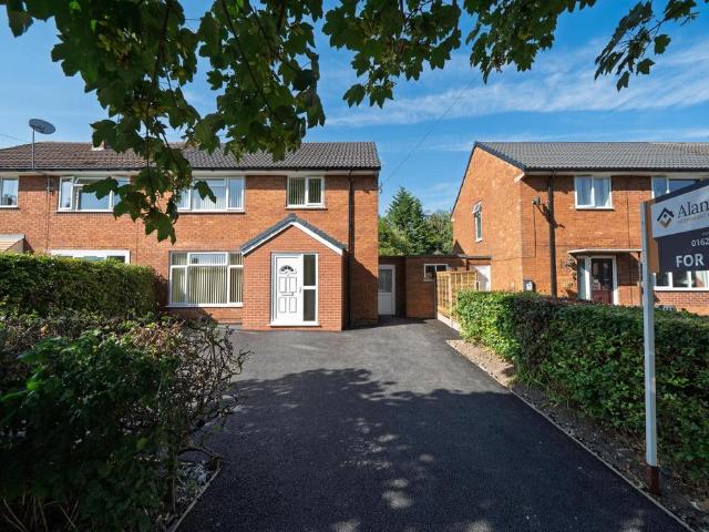 House for sale in Weston, Macclesfield
