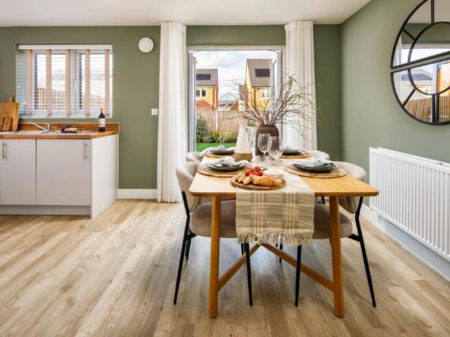 House for sale in Frinton and Walton, Dale Hill