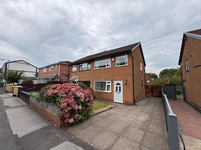 House for sale in Moses Gate, Lee Bank