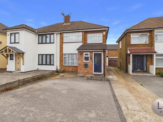 House for sale in Broxbourne, Hertfordshire