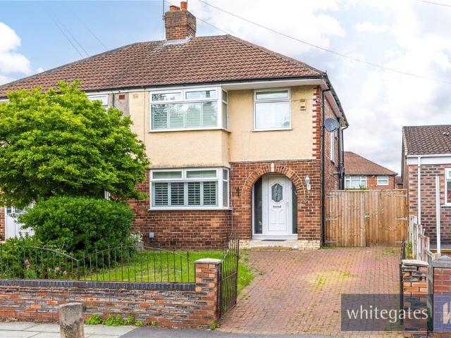 House for sale in Hunts Cross, Calderstones