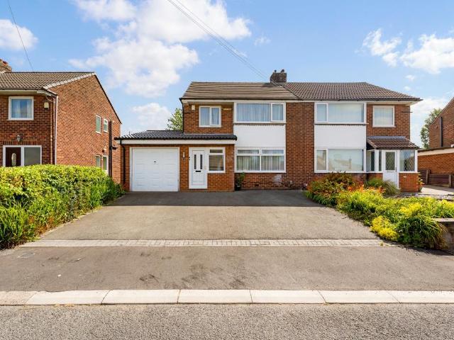House for sale in Bradshaw, Lee Bank