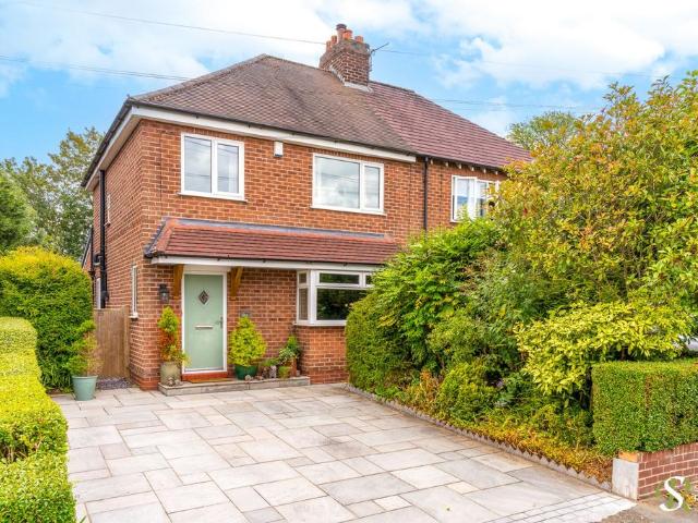 House for sale in Knutsford