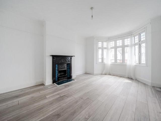 House for sale in London Borough of Lewisham, Greater London