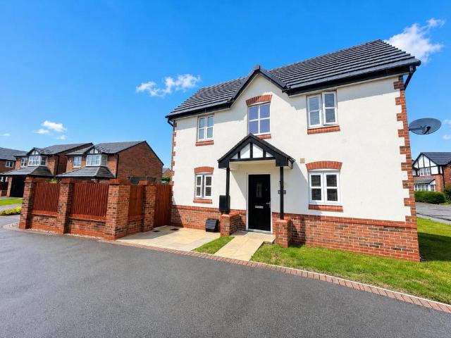 House for sale in Radcliffe, Bury