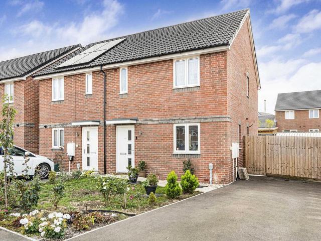 House for sale in Wellington Gate, Vale of White Horse