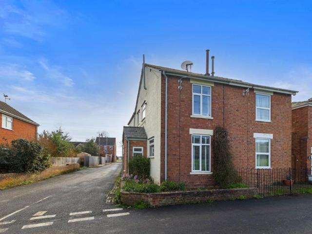 House for sale in Barnard's Green, Malvern Hills