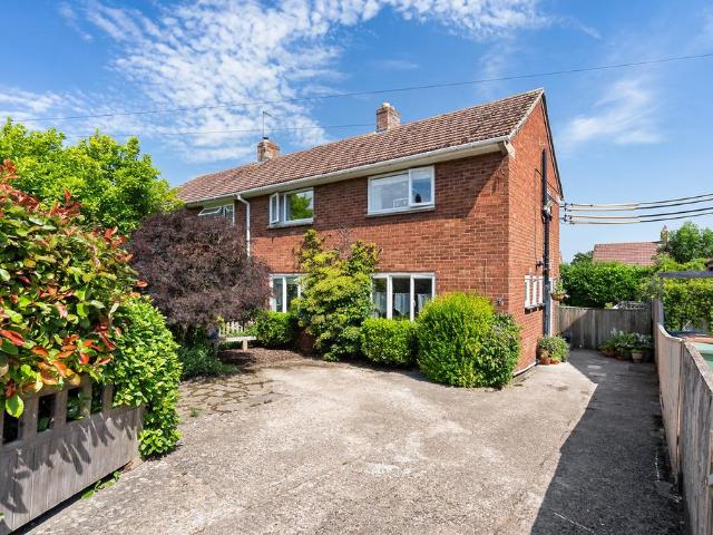 House for sale in Berrick Salome, Oxfordshire