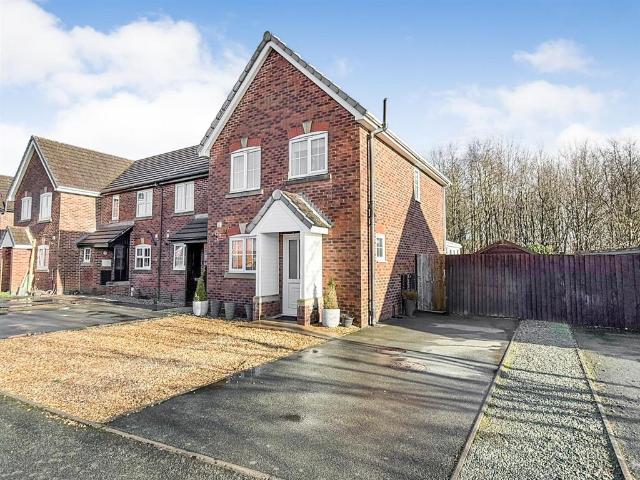 House for sale in Oswestry, Shropshire