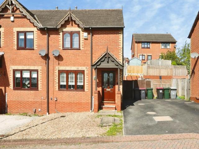 House for sale in Aston cum Aughton, Aston