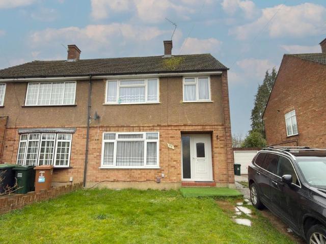 House for sale in Batchworth, Hertfordshire