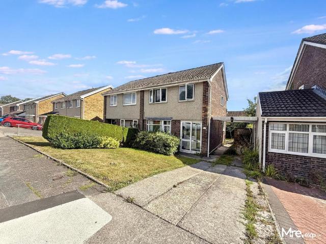 House for sale in Parc Gwernfadog, Ynystawe