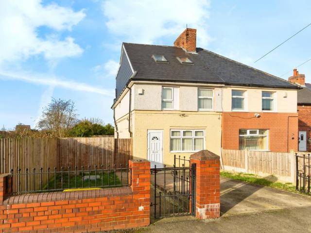 House for sale in Thurnscoe, South Yorkshire