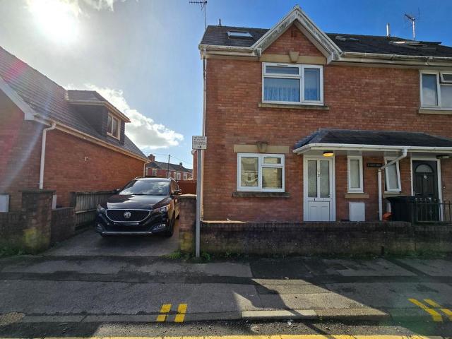 House for sale in Kenfig Hill, Wales