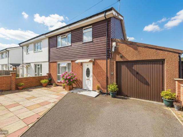 House for sale in Barton In Fabis, East Midlands