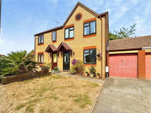 House for sale in Little Sandhurst