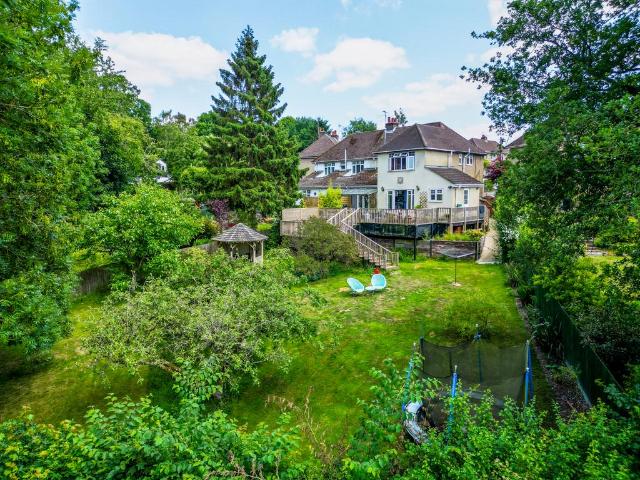 House for sale in Nettleden with Potten End, Pouchen End