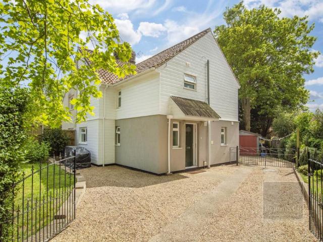 House for sale in New Catton, East Bank