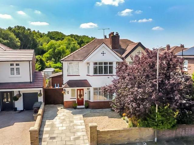 House for sale in Marshside, Sefton