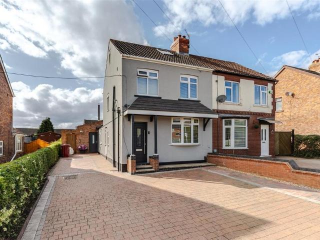House for sale in Yaddlethorpe, Bottesford