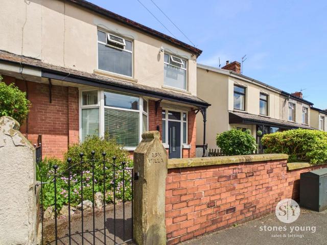 House for sale in Oakenshaw, Backburn