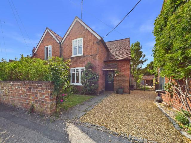 House for sale in Bisham