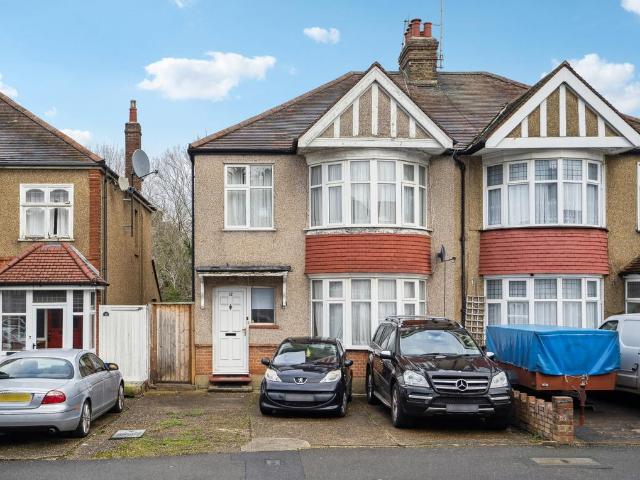 House for sale in Lane, Greater London