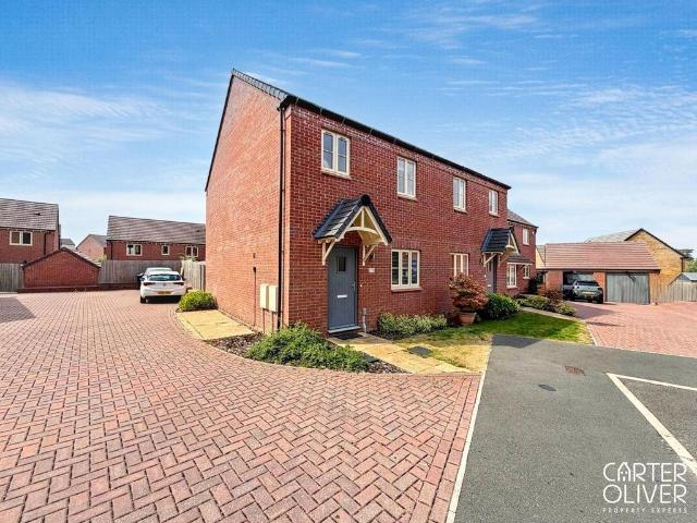 House for sale in Stanford On Avon, Leicestershire
