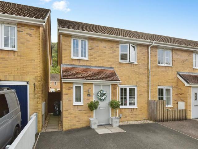 House for sale in Ystalyfera