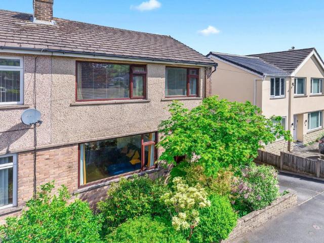 House for sale in Cross Hills, North Yorkshire