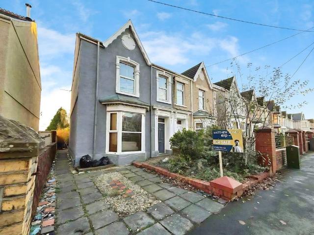 House for sale in Gorseinon, Wales