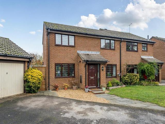 House for sale in Knightwood Park, Barton Stacey
