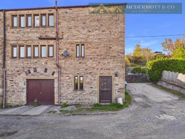 House for sale in Saddleworth, Pendock