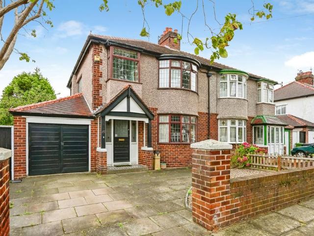 House for sale in Kennessee Green, Maghull