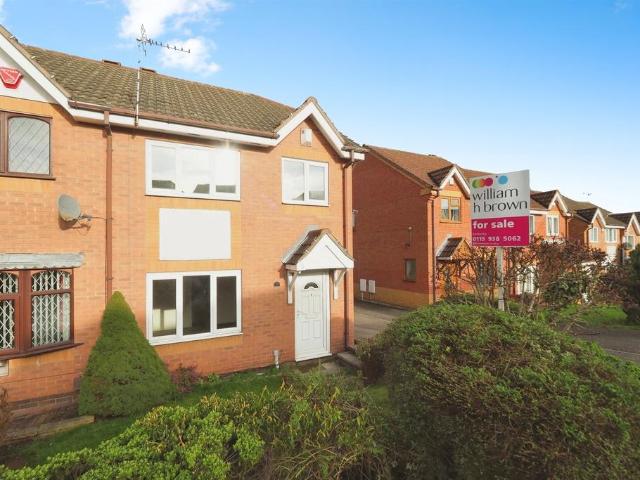 House for sale in Assarts Farm Estate, Attenborough