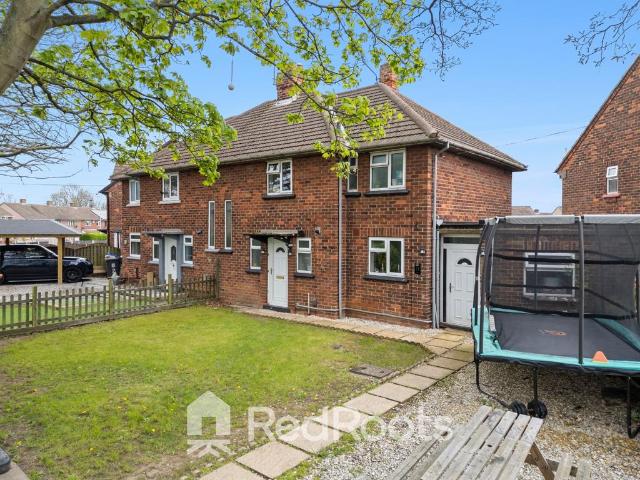 House for sale in Scawsby, South Yorkshire