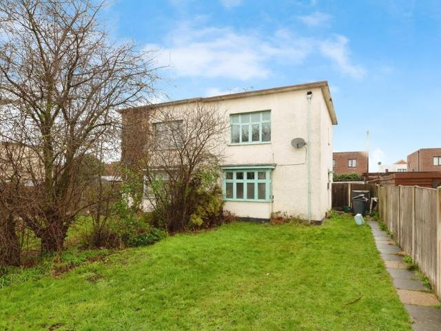 House for sale in East Tilbury, Essex