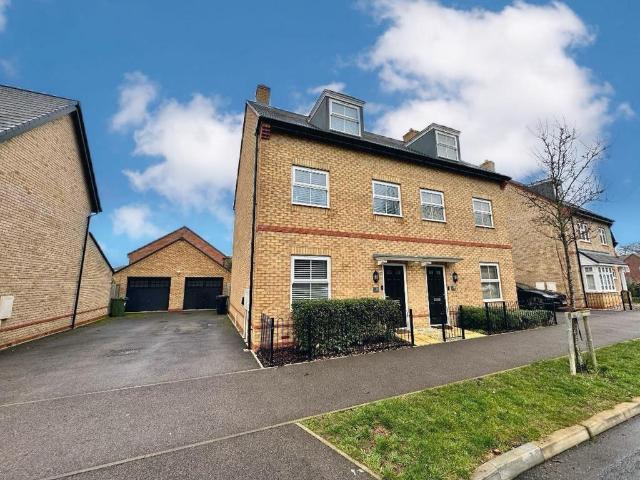 House for sale in Ampthill, Bedfordshire
