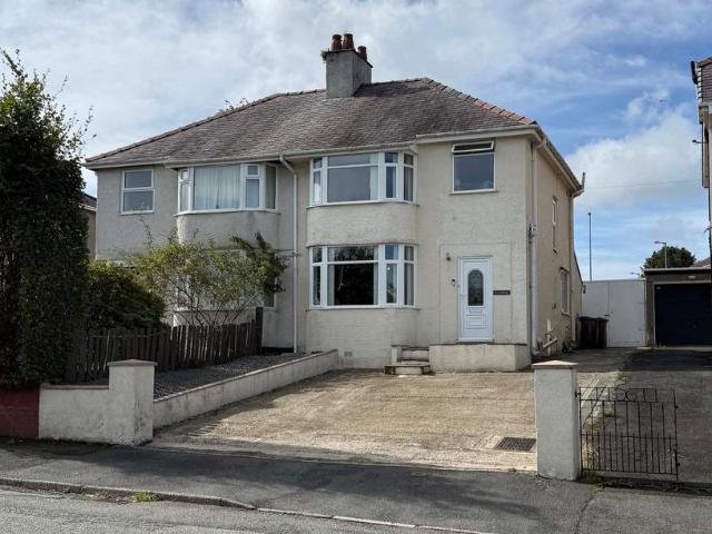 House for sale in Glanadda, Bangor
