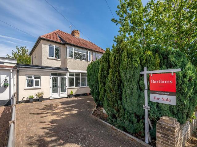 House for sale in Aldersley, Stockwell End