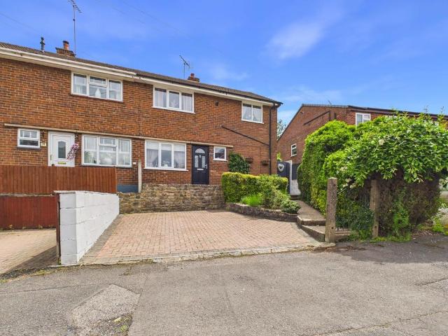House for sale in Elmton, East Midlands