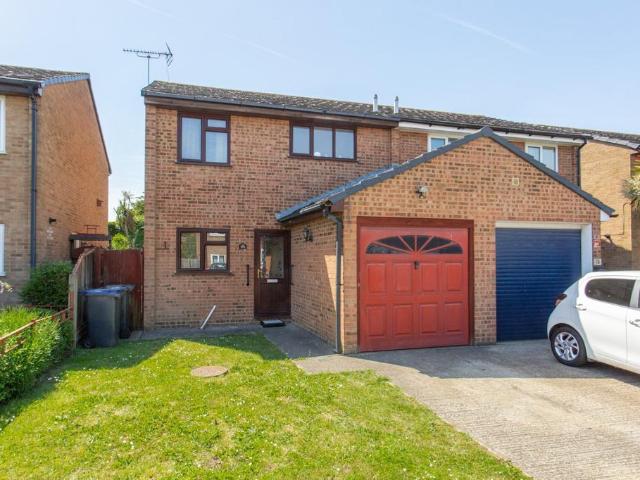 House for sale in Herne and Broomfield, The Bridge