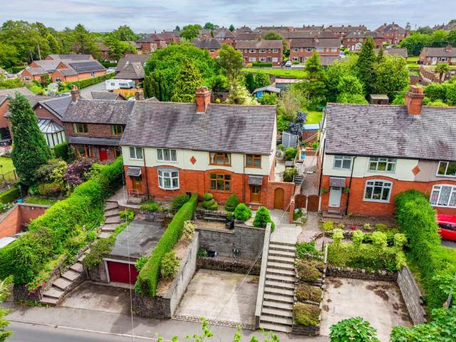 House for sale in Kingsley Moor, Staffordshire